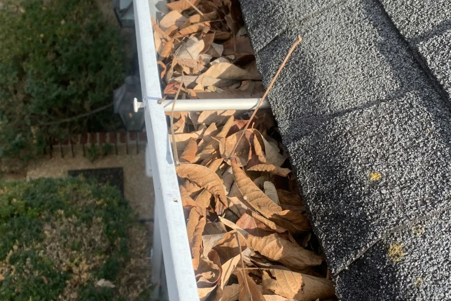 Gutter Cleaning Crestwood KY